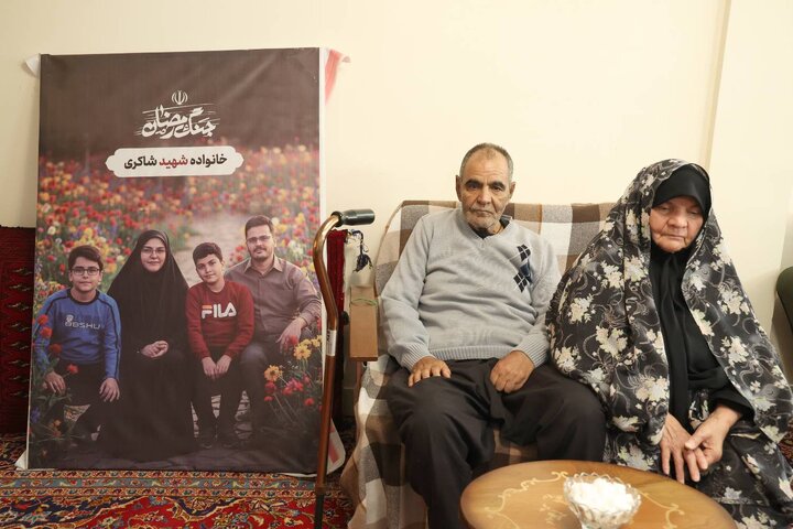 گزارش تصویری/ دیدار مدیران بنیاد شهید با خانواده شهدای جنگ تحمیلی سوم