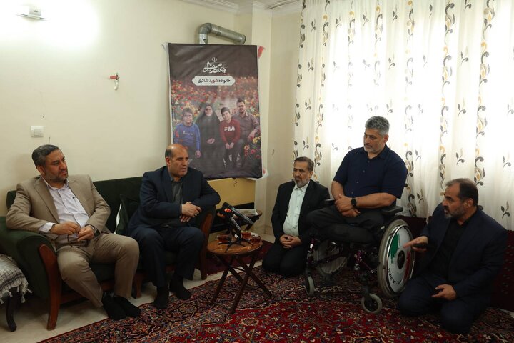 گزارش تصویری/ دیدار مدیران بنیاد شهید با خانواده شهدای جنگ تحمیلی سوم