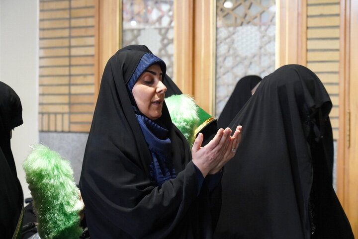 Photos: Minister of Roads and Urban Development Visits Hazrat Masoumeh Holy Shrine