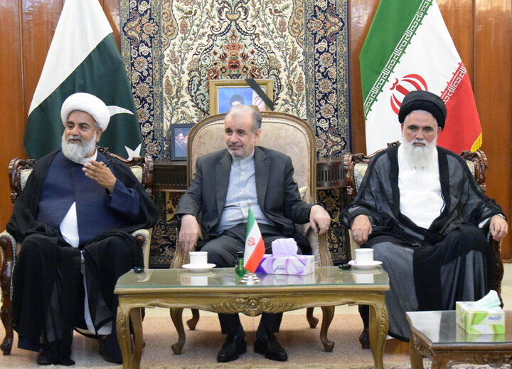 تصاویر/ حضور علمای شیعه پاکستان در کنسولگری ایران