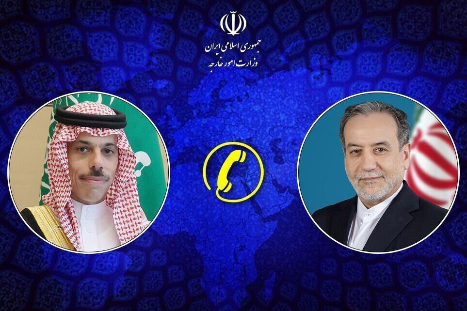 تأکید وزرای خارجه ایران و عربستان بر همکاری کشورهای منطقه برای جلوگیری از تشدید تنش