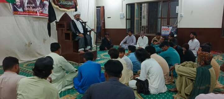 مراسم بزرگداشت مقام رهبر شهید انقلاب با حضور علمای محلی در بلوچستان پاکستان