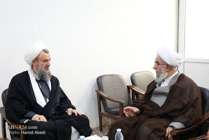 دیدار آیت‌الله رمضانی با آیت‌الله هادوی تهران
