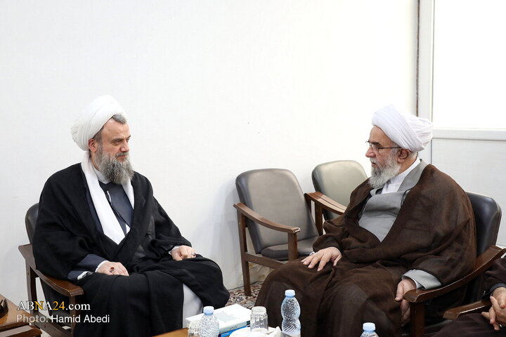 دیدار آیت‌الله رمضانی با آیت‌الله هادوی تهران