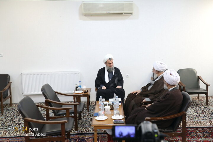 دیدار آیت‌الله رمضانی با آیت‌الله هادوی تهران