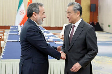 Paper: Araghchi’s Mission in Beijing amid Hormuz Strait Blockade and Energy Crisis
