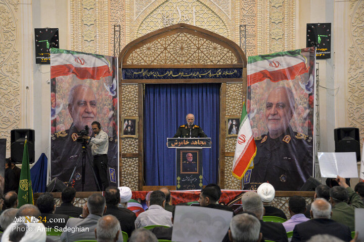 Photos: Memorial Ceremony of Martyr Major General Sayyed Majid Khademi Held in Shiraz