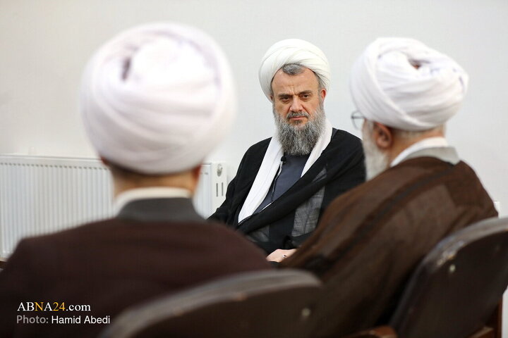 Photos: Secretary-General of AhlulBayt World Assembly Meets with Ayatollah Hadavi Tehrani