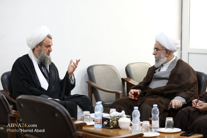 Photos: Secretary-General of AhlulBayt World Assembly Meets with Ayatollah Hadavi Tehrani