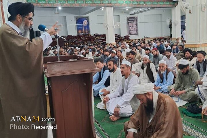 گزارش تصویری | نماز جمعه شیعیان افغانستان در شهر لشکرگاه