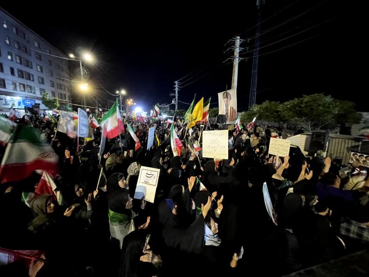 گزارش تصویری/ هفتادمین شب اهتزاز پرچم اقتدار ایران توسط مردم ملارد