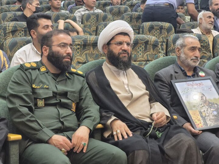 گزارش تصویری/ تجلیل از فعالان جهادی پاکدشت