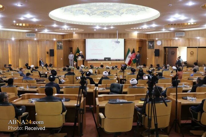 گزارش تصویری | برگزاری همایش بین‌المللی «صالح بعد صالح» از سوی مهاجرین افغانستانی در مشهد