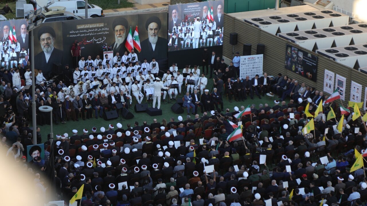 مراسم بزرگداشت چهلم شهادت رهبر مسلمانان جهان در بیروت برگزار شد + تصاویر