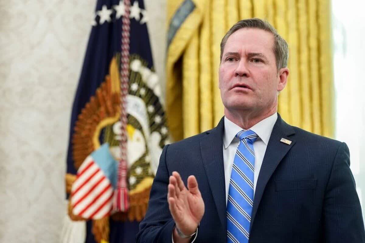 Waltz: Prijetnja oduzimanjem optičkih kablova lišila je Ameriku sna