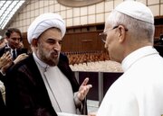 Pope Bestows Highest Diplomatic Decoration on Iranian Ambassador to the Vatican