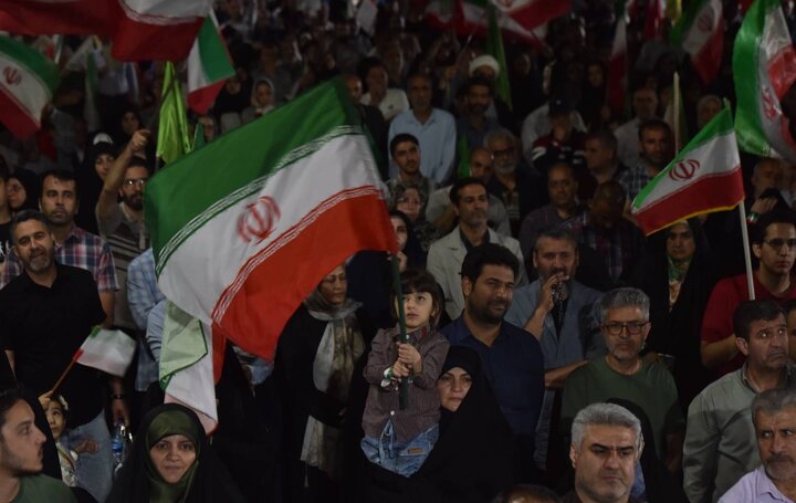 گزارش تصویری/ موج هفتادوسوم حضور اسلامشهری‌ها در خیابان