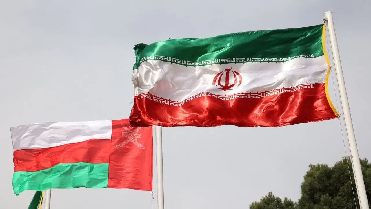 Iran i Oman vode razgovore o Hormuškom moreuzu i sigurnom prolazu brodova/ Obje strane naglašavaju svoja suverena prava nad ovim strateškim putem