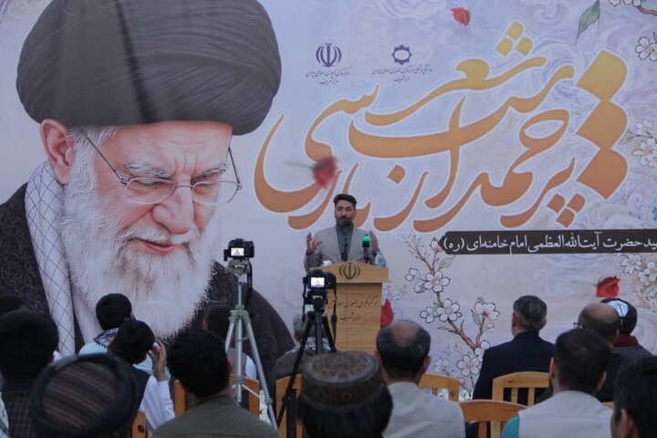 شب شعر »پرچم‌دار پارسی« به یاد رهبر شهید امت در مزارشریف برگزار شد