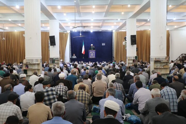 گزارش تصویری/ برگزاری نماز عبادی سیاسی جمعه در قرچک