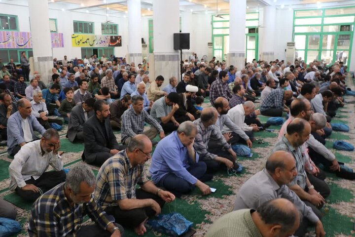 گزارش تصویری/ برگزاری نماز عبادی سیاسی جمعه در قرچک