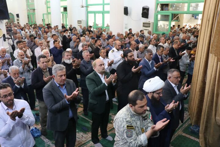 گزارش تصویری/ برگزاری نماز عبادی سیاسی جمعه در قرچک