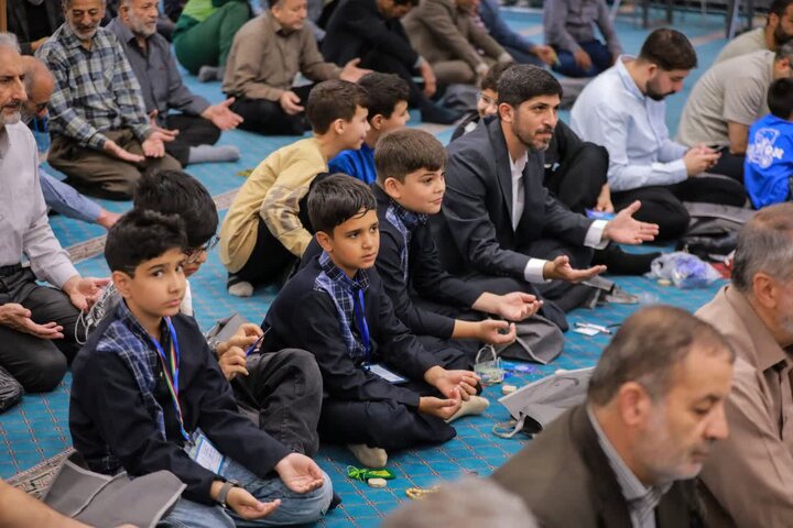 گزارش تصویری/ نماز جمعه ساوجبلاغ