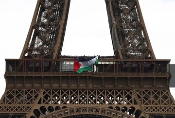 Video | Bendera Palestin Berkibar di Menara Eiffel, Kejutan di Tengah Sekatan Ketat