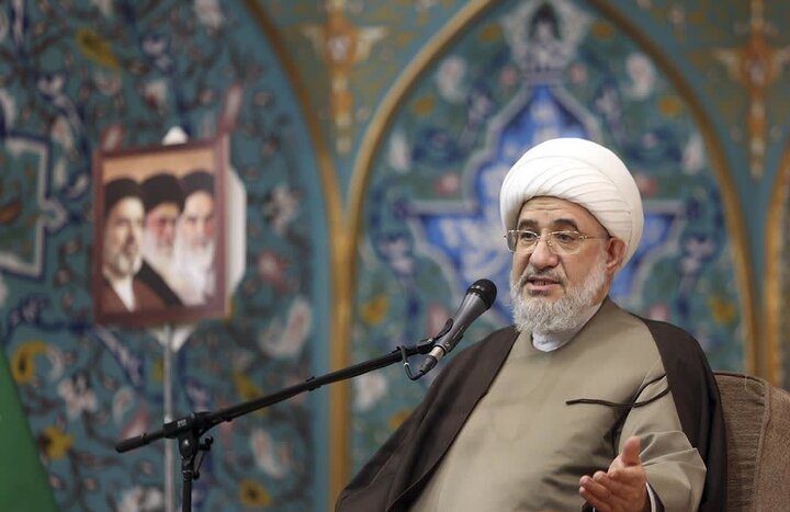آیت‌الله محسن اراکی: سنت «اخذ» الهی فرا رسیده است/ بساط حاکمان ظالم منطقه برچیده می‌شود