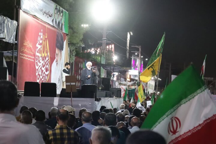 گزارش تصویری/ میدان‌داری مردم اسلامشهر در شب هفتادوهفتم