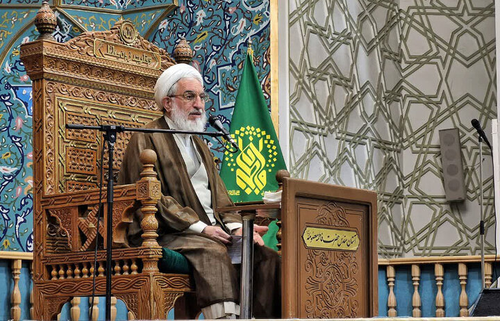 دفاع از مملکت اسلامی بر تک تک مسلمانان واجب است