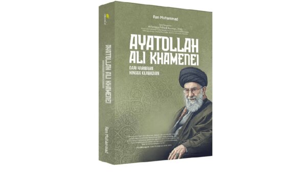 کتاب «آیت‌الله علی خامنه‌ای؛ از گهواره تا جاودانگی» روانه بازار نشر اندونزی شد