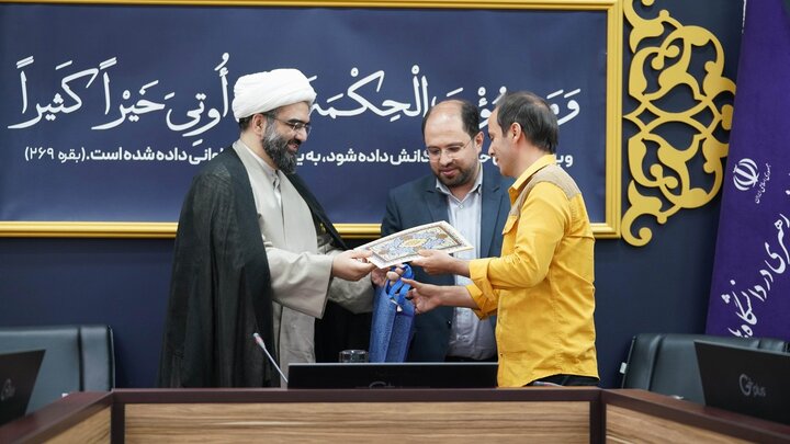 گزارش تصویری/ آیین تقدیر نهاد نمایندگی رهبری در دانشگاه‌ها از فعالان حوزه رسانه