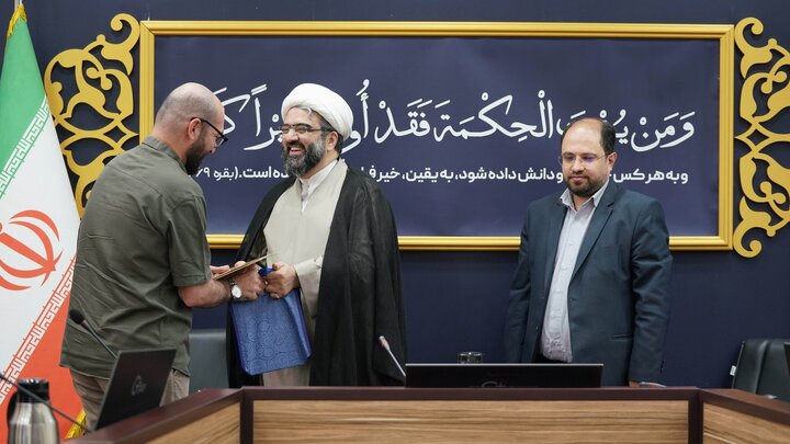 گزارش تصویری/ آیین تقدیر نهاد نمایندگی رهبری در دانشگاه‌ها از فعالان حوزه رسانه