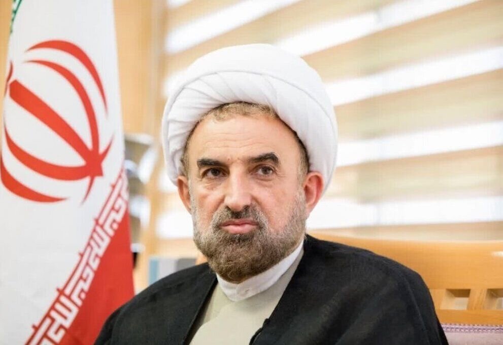 تقدیر رئیس مجمع نمایندگان طلاب از اقدامات سفیر ایران در واتیکان