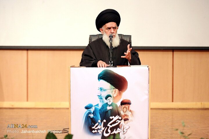 شهید رئیسی الگوی مدیر تراز انقلاب اسلامی است