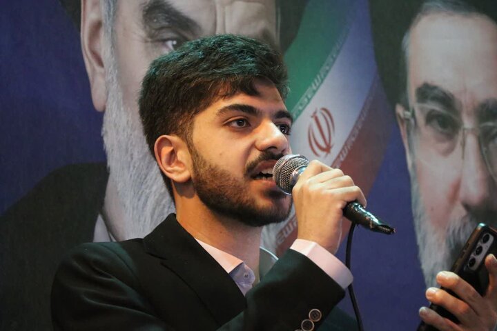 گزارش تصویری/ حماسه حضور مردم قرچک در هشتادویکمین شب