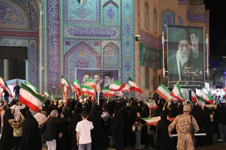 گزارش تصویری/ حماسه حضور مردم قرچک در هشتادویکمین شب