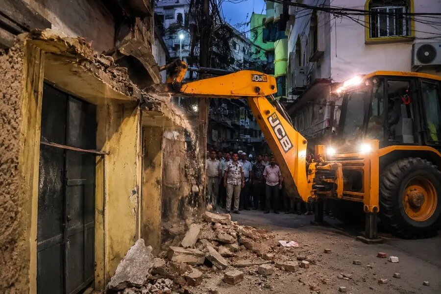 New Hindu Fundamentalist Government in Kolkata Begins Demolishing Muslim Homes