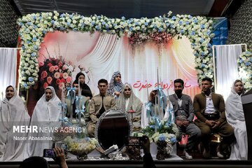 "Li kombûna şevanda ya li Senendecê, cejnên zewaca coteyên herêmî hat lidarxistin"