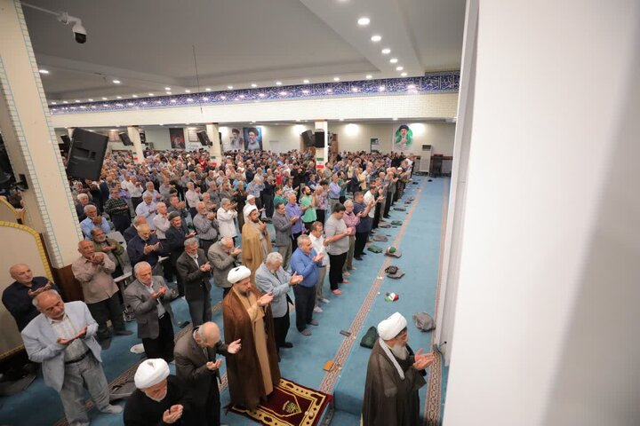 گزارش تصویری/ اقامه نماز جمعه در ساوجبلاغ