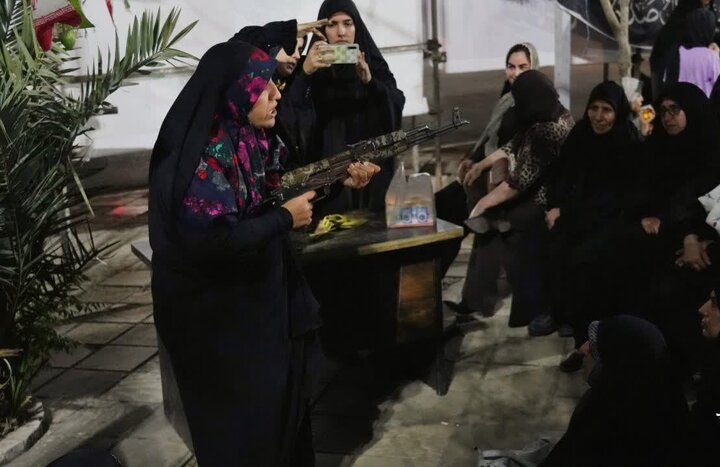 گزارش تصویری/ میدان‌داری مردم باقرشهر و کهریزک در هشتادوسومین شب