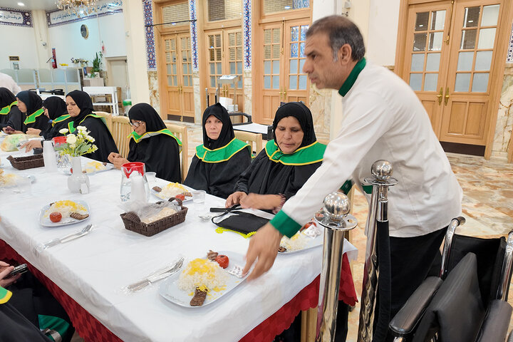 Photos: Ahvaz War Martyrs' Families Visit Holy Shrine of Hazrat Masoumeh