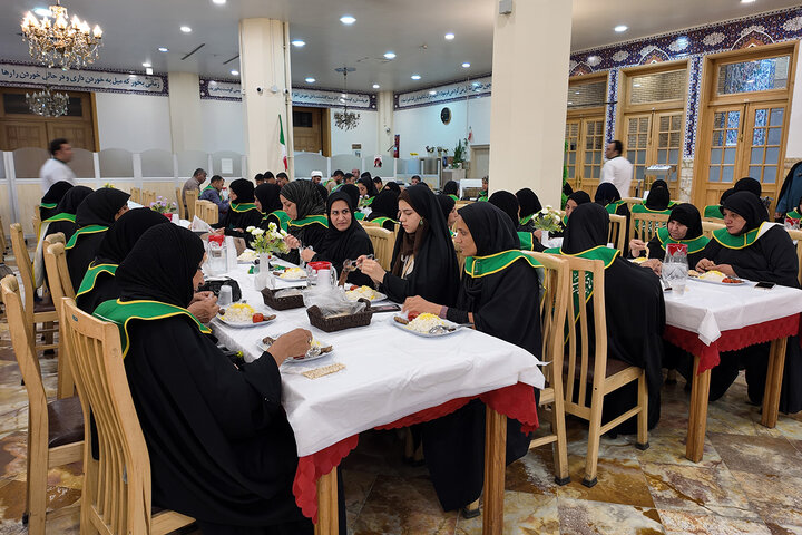 Photos: Ahvaz War Martyrs' Families Visit Holy Shrine of Hazrat Masoumeh