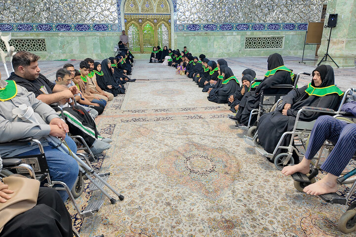 Photos: Ahvaz War Martyrs' Families Visit Holy Shrine of Hazrat Masoumeh