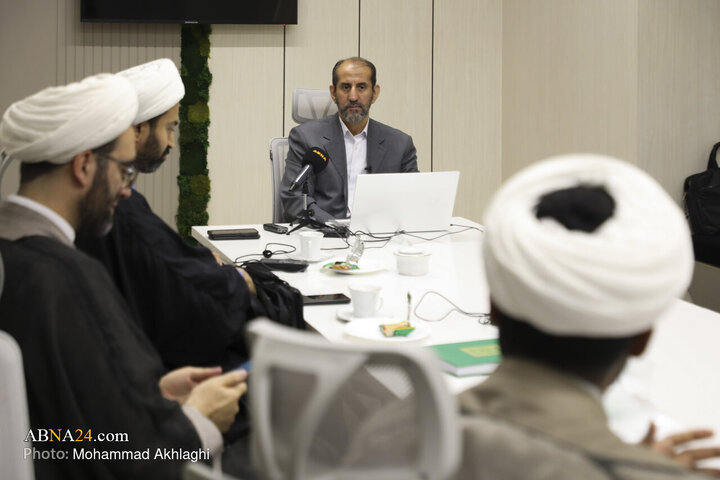Photos: Scientific Session "Imam Khamenei's Discourses During His Leadership Period" Held at ABNA News Agency