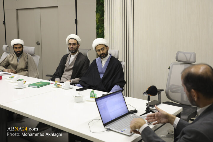 Photos: Scientific Session "Imam Khamenei's Discourses During His Leadership Period" Held at ABNA News Agency
