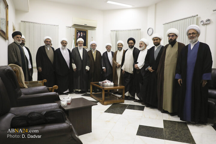 دیدار جمعی از علمای بحرین با دبیرکل مجمع جهانی اهل بیت(ع)