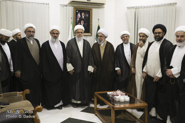 دیدار جمعی از علمای بحرین با دبیرکل مجمع جهانی اهل بیت(ع)