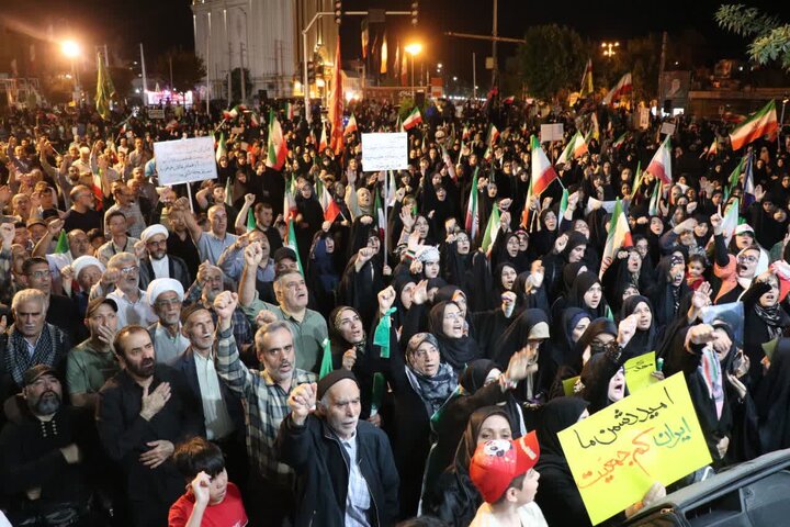 گزارش تصویری/ هشتادوچهارمین اجتماع شبانه مردمی در قرچک